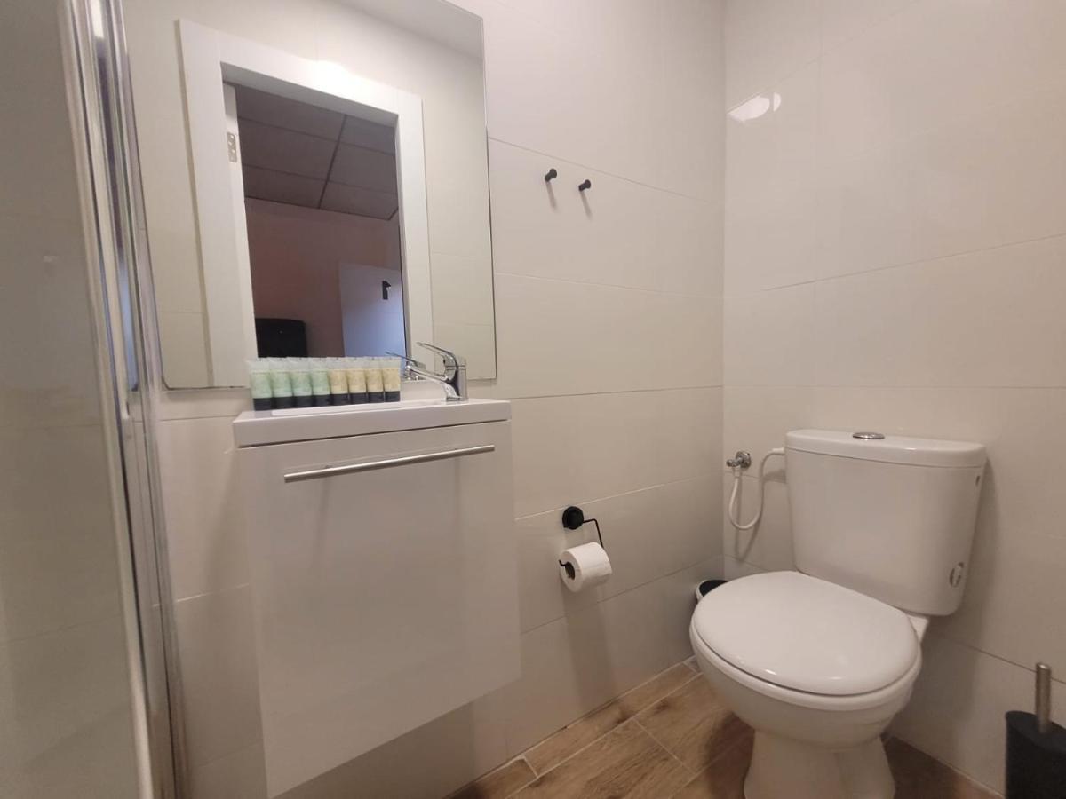 Yalarent Malina Motel In Tiberias Eksteriør billede
