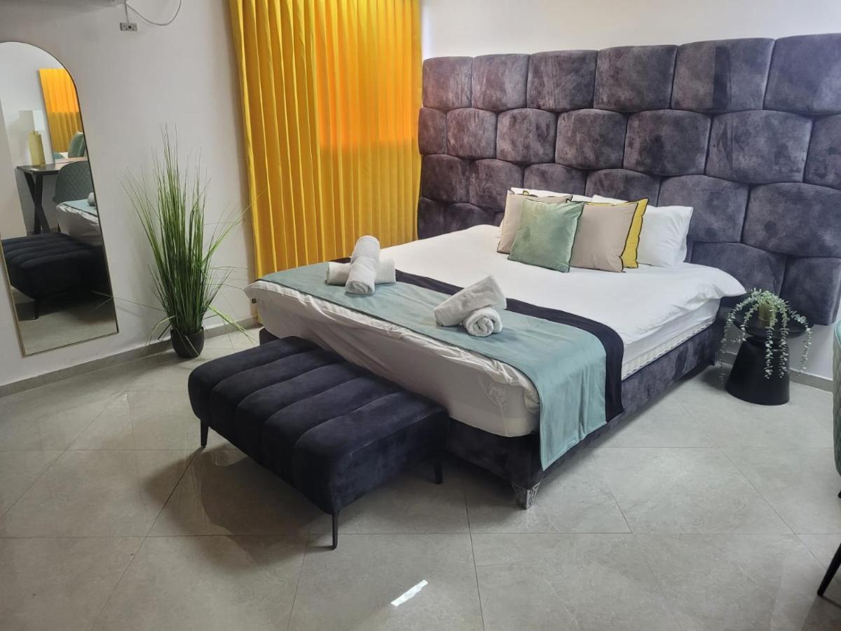 Yalarent Malina Motel In Tiberias Eksteriør billede