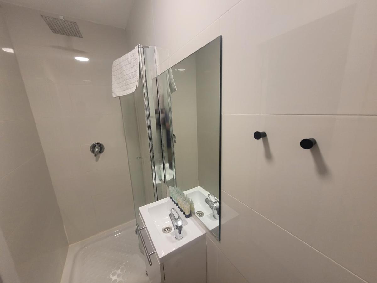 Yalarent Malina Motel In Tiberias Eksteriør billede
