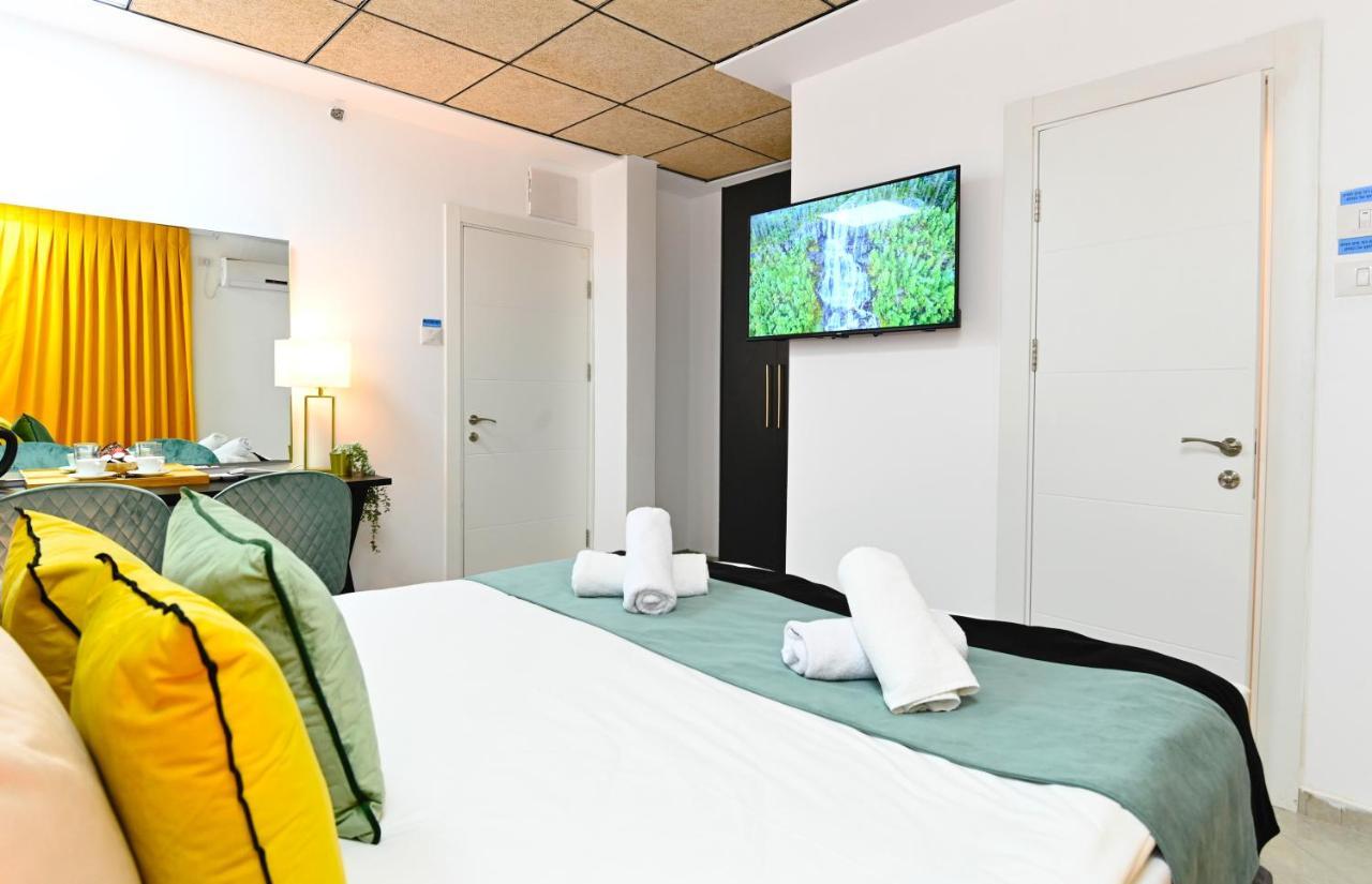 Yalarent Malina Motel In Tiberias Eksteriør billede