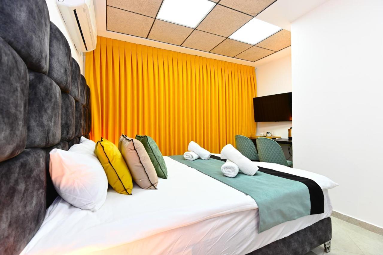 Yalarent Malina Motel In Tiberias Eksteriør billede